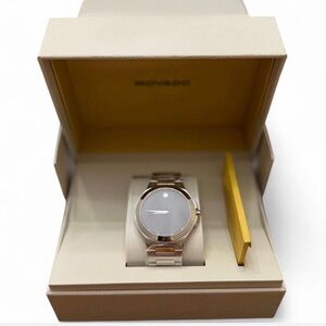 BRAND NEW Men’s Movado 40mm Museum Dot Stainless Steel Bracelet Watch Swiss Made